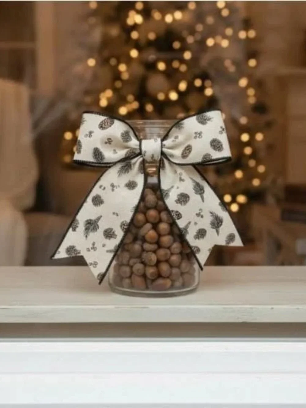 Canvas Pinecone Ribbon 4